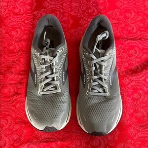 Brooks Ghost Running Shoes Mens Size 12 Gray Athletic Sneakers Mesh Lightweight